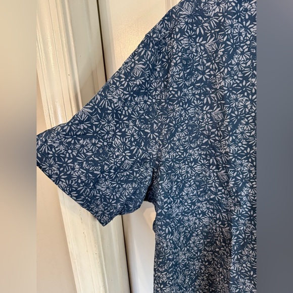 Eddie Bauer Mens Navy Floral Classic Fit Short Sleeve Button Down Shirt Size 2XL - Picture 3 of 8